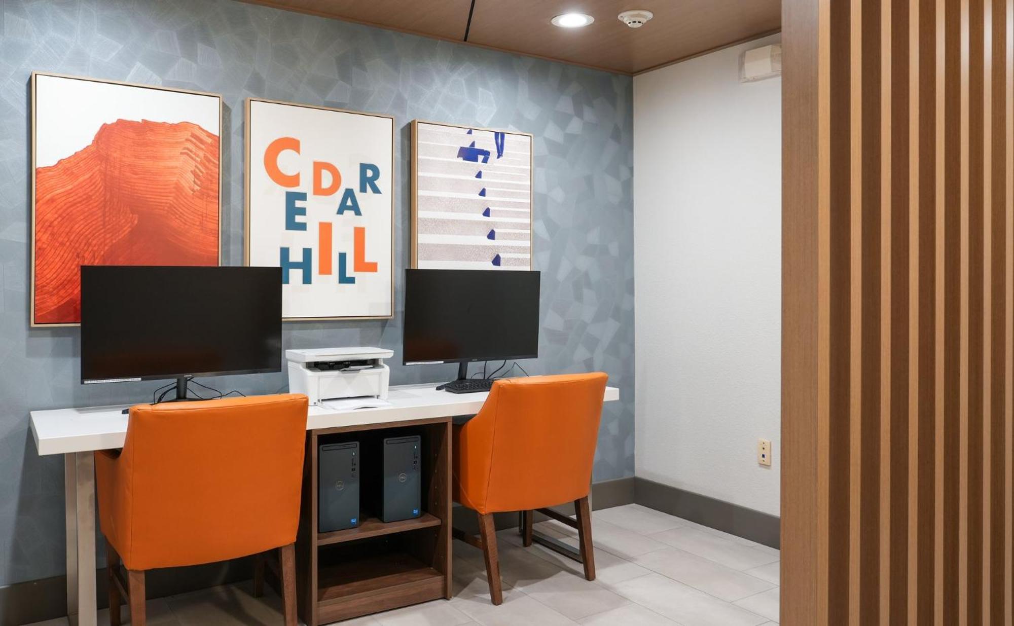 Hotel Express & By Ihg Cedar Hill