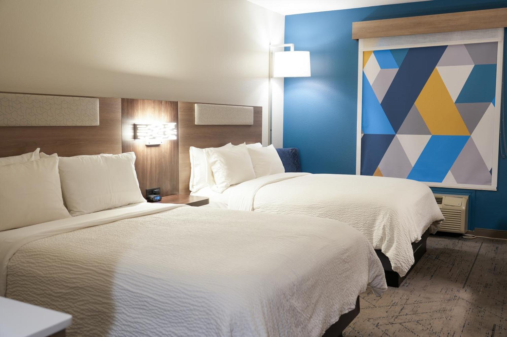 Express & By Ihg Hotel