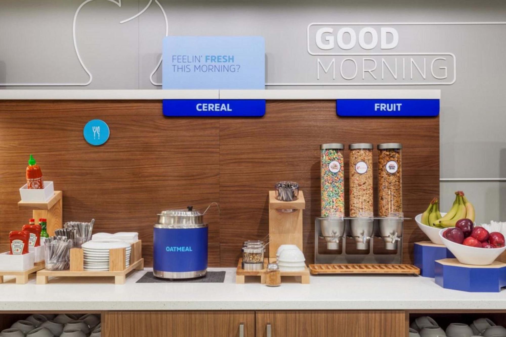 Hotel Express & By Ihg Cedar Hill