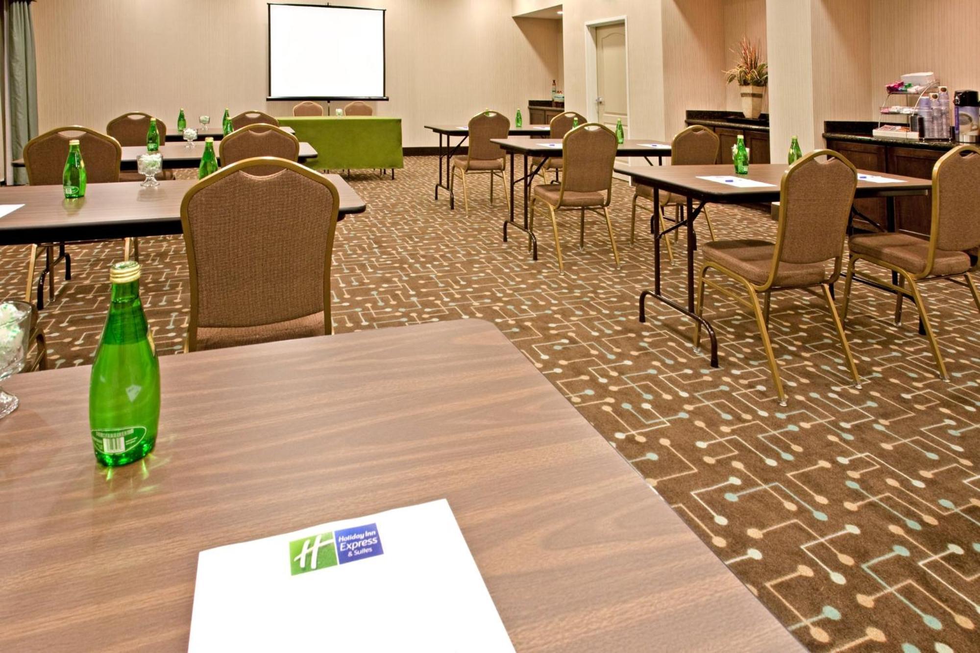 Hotel Express & By Ihg 2*