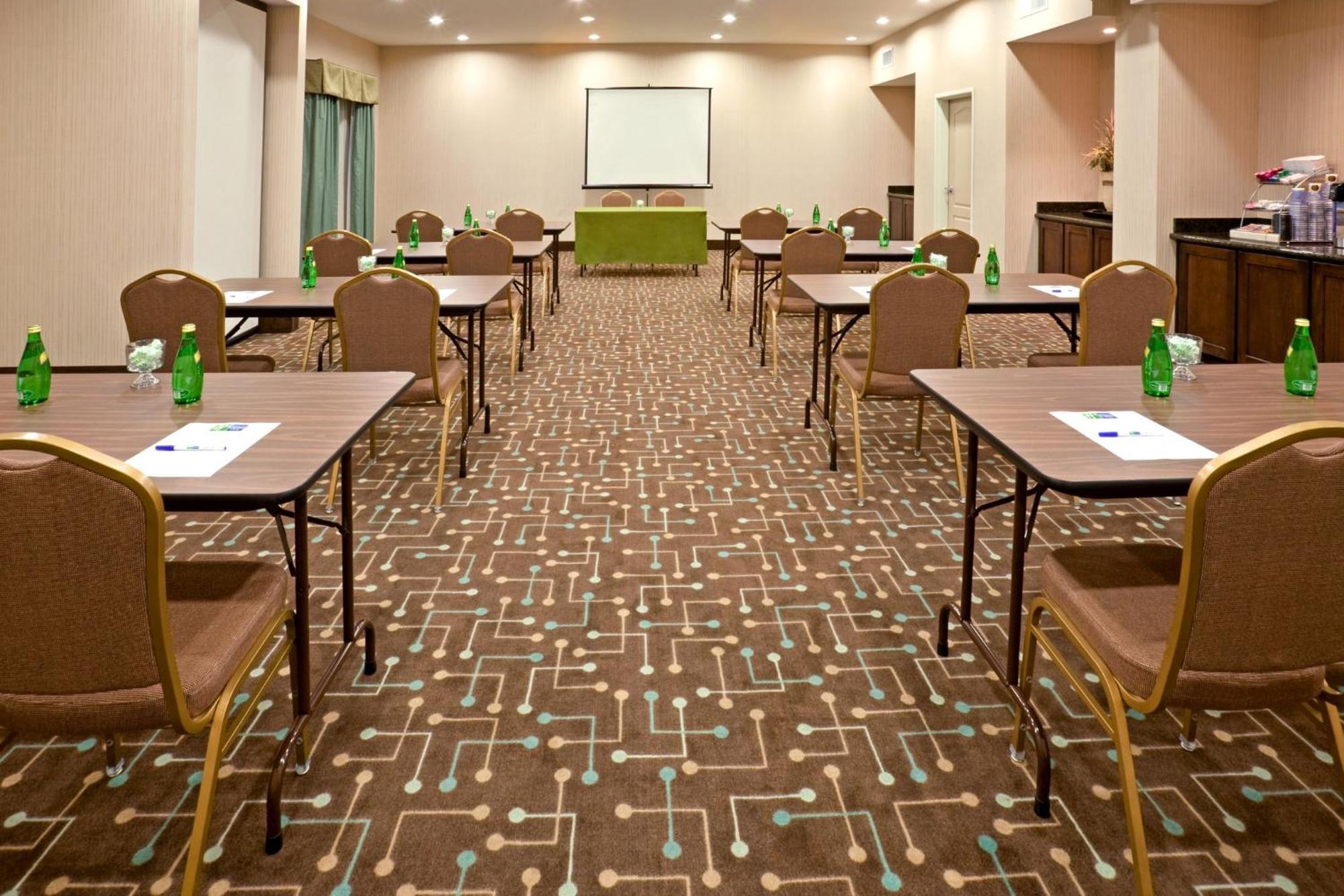 Express & By Ihg Cedar Hill