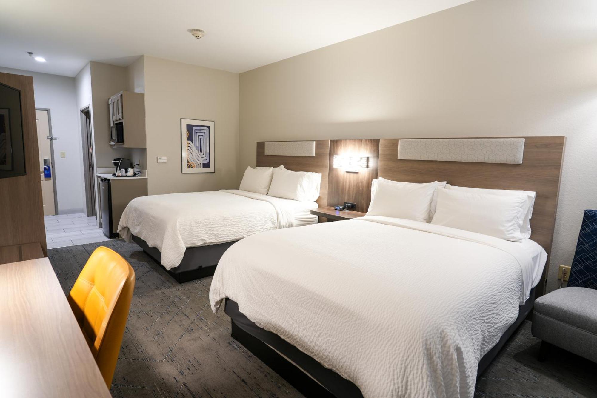 Express & By Ihg Cedar Hill
